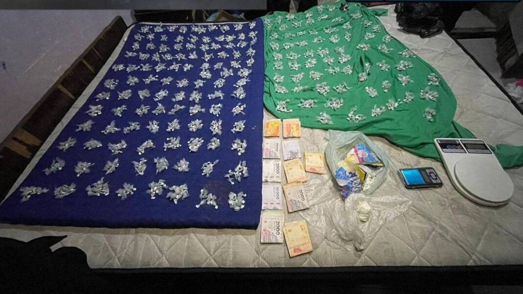 2295376-zona-oeste-se-peleo-con-su-novio-lo-acuchillo-y-la-detuvieron-con-casi-un-kilo-de-cocaina